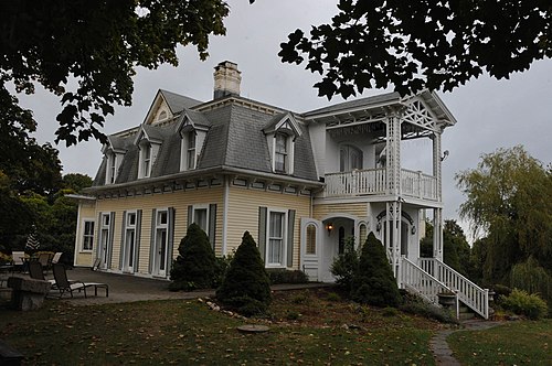 Une soucoupe volante aperçu à Waterford, dans le Connecticut